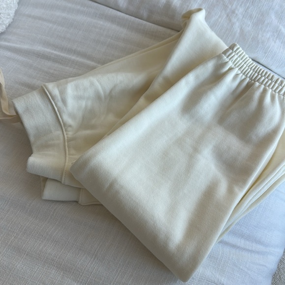 Girlfriend Collective 50/50 Jogger - Picture 8 of 8